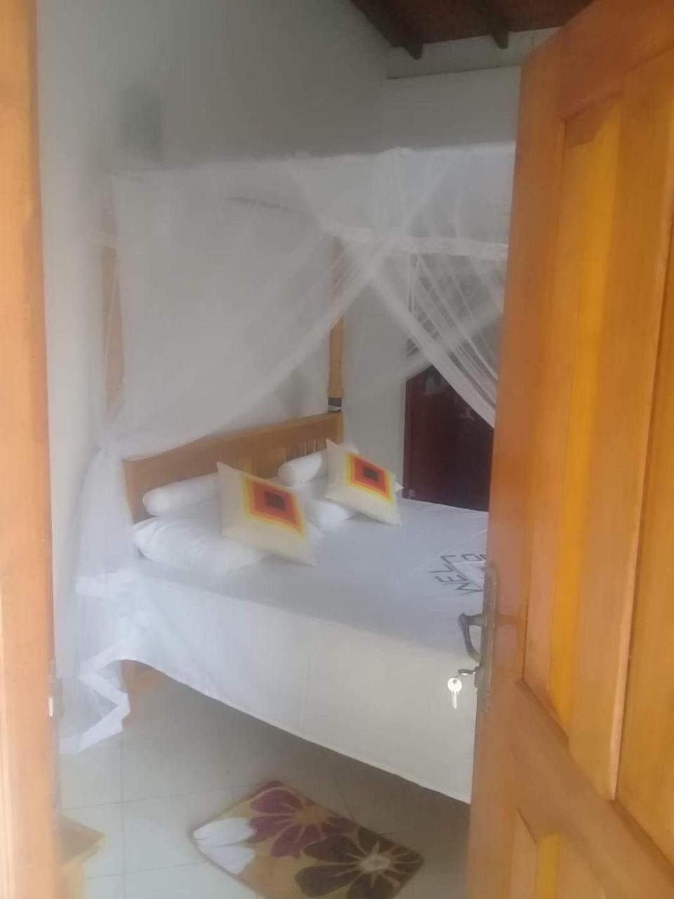 Thusitha S Nest Hotel Dikwella Bagian luar foto